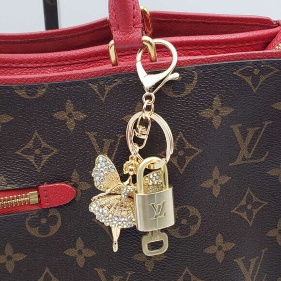 Authentic Louis Vuitton Lock & Key with unbranded Bagcharm, Keycharm, Keychain - Picture 2 of 7